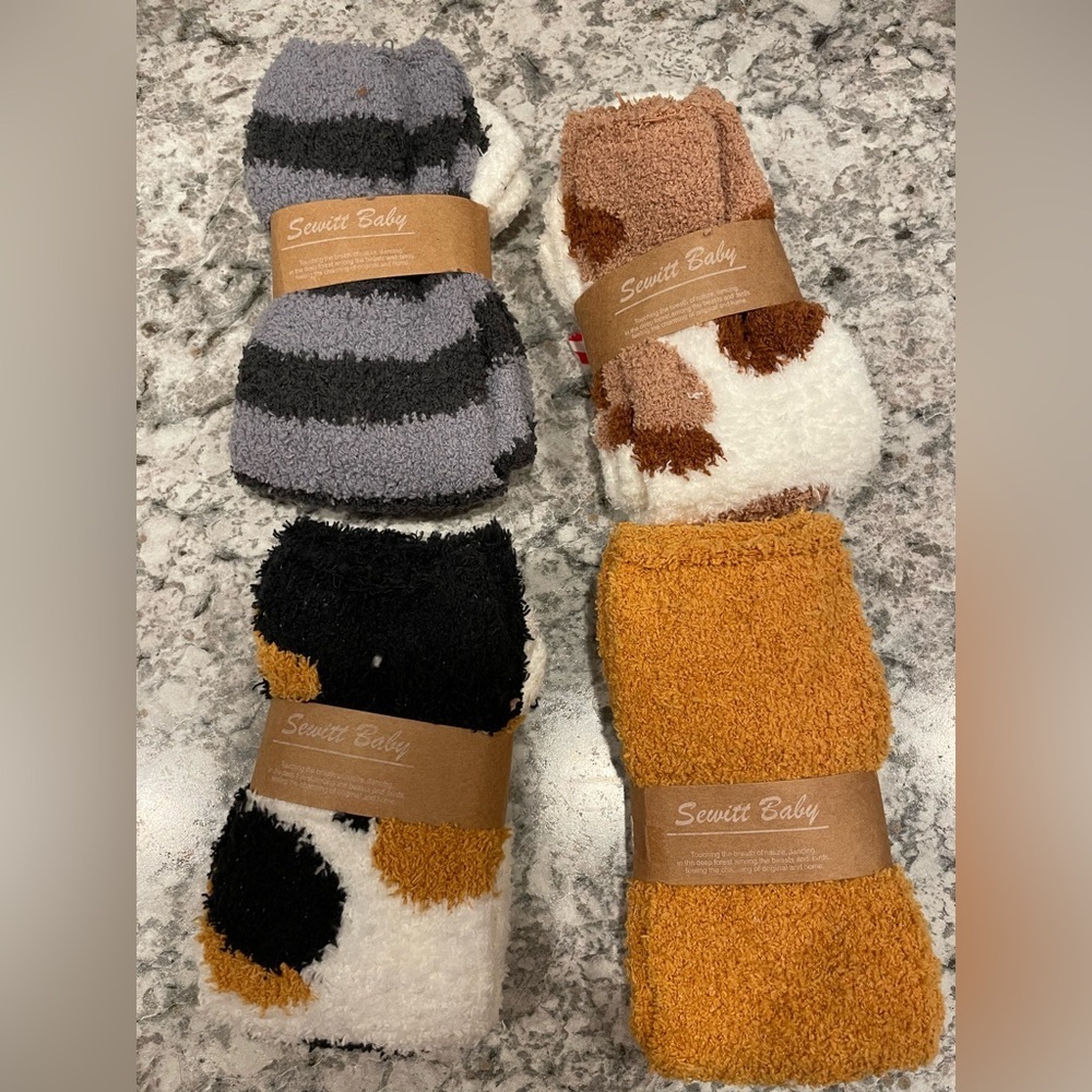 Women's Cat Spa Socks - 4 pairs Sewitt Baby